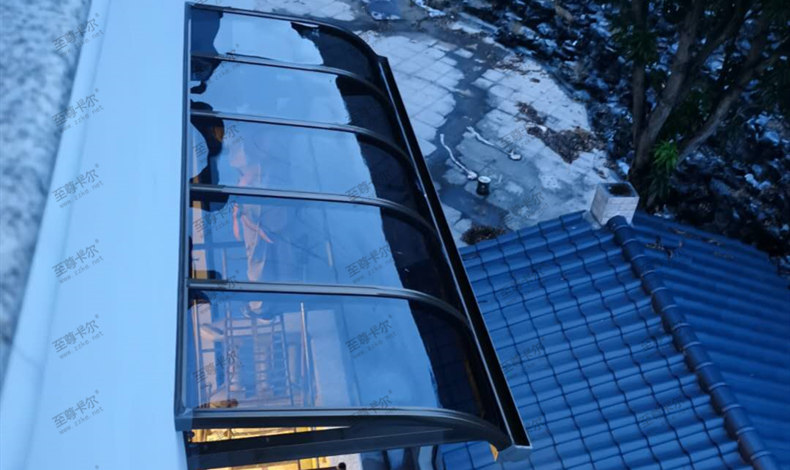 陽光板雨棚怎么樣.jpg 陽光板雨棚怎么樣.jpg