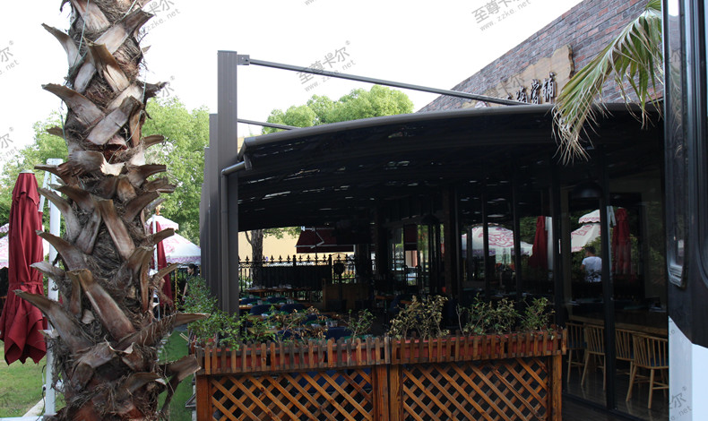 至尊卡爾耐力板車棚.jpg 至尊卡爾耐力板車棚.jpg