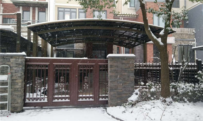 至尊卡爾車棚雨棚抗雪力如何？