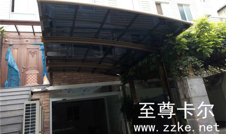 應(yīng)用在棚類領(lǐng)域的，聚碳酸酯板到底是什么？