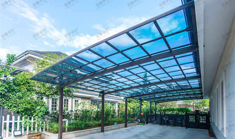 至尊卡爾鋁合金車棚四處可見的原因