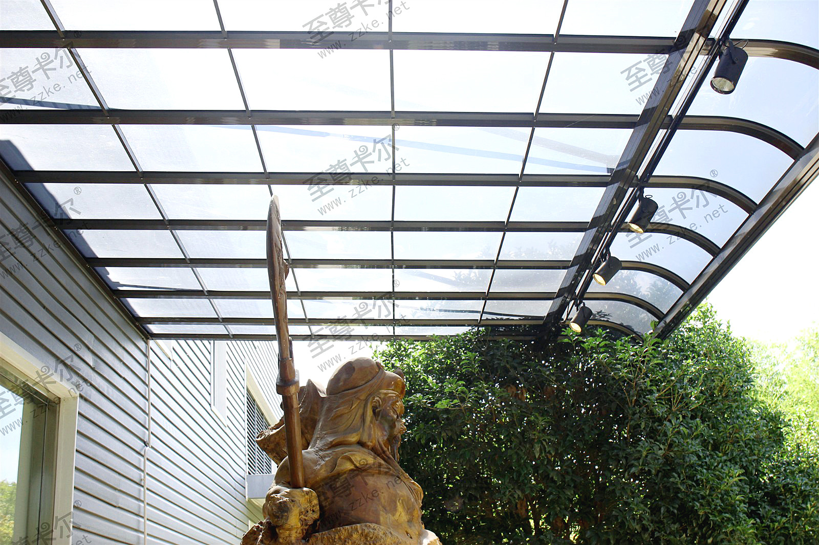 耐力板雨棚缺點原來這么多，不看真的后悔！