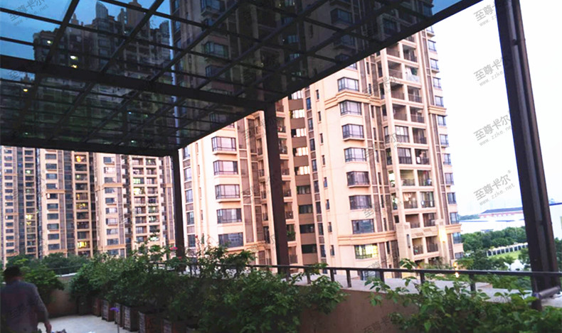 被玻璃雨棚坑慘了！玻璃雨棚圖片與現(xiàn)實(shí)的落差有多大？