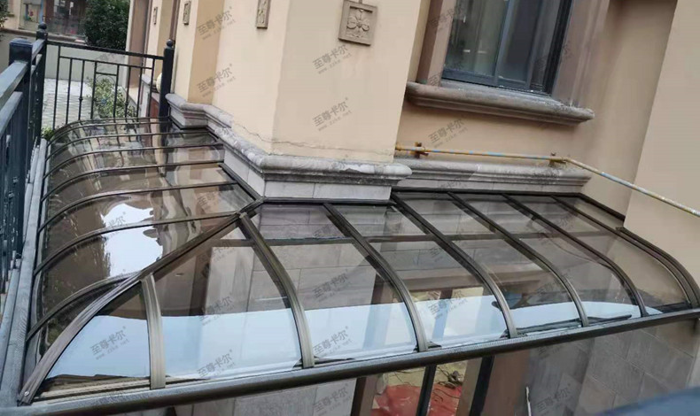 遮雨棚圖片大全，這種遮雨棚圖片你肯定喜歡！