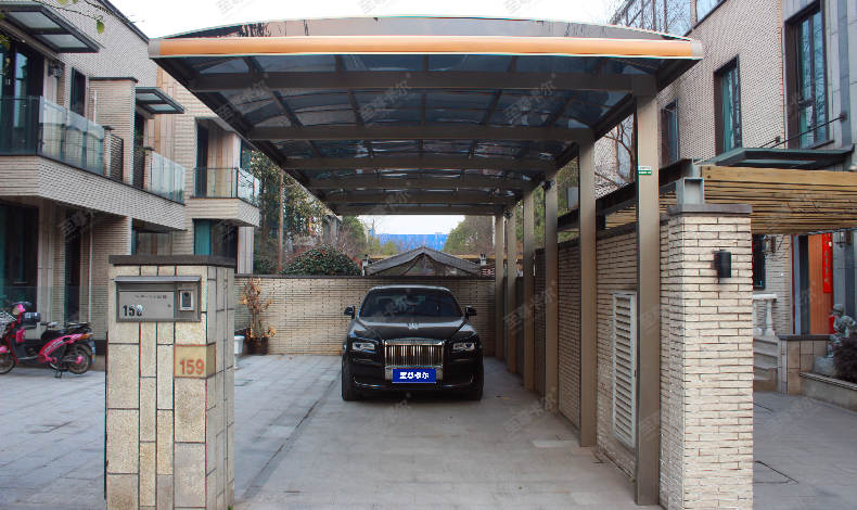 【金地自在城】自然風汽車棚