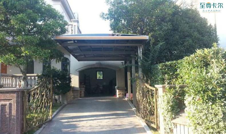 停車(chē)棚定做廠家？多少錢(qián)？